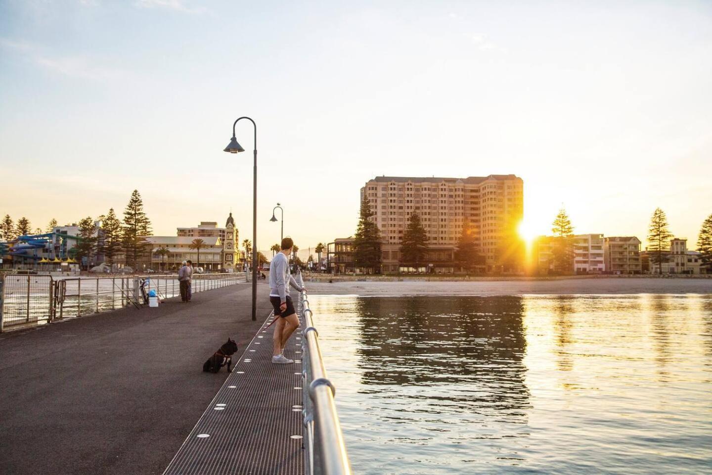 "Ocean Sunset" Glenelg Central Studios 外观 照片
